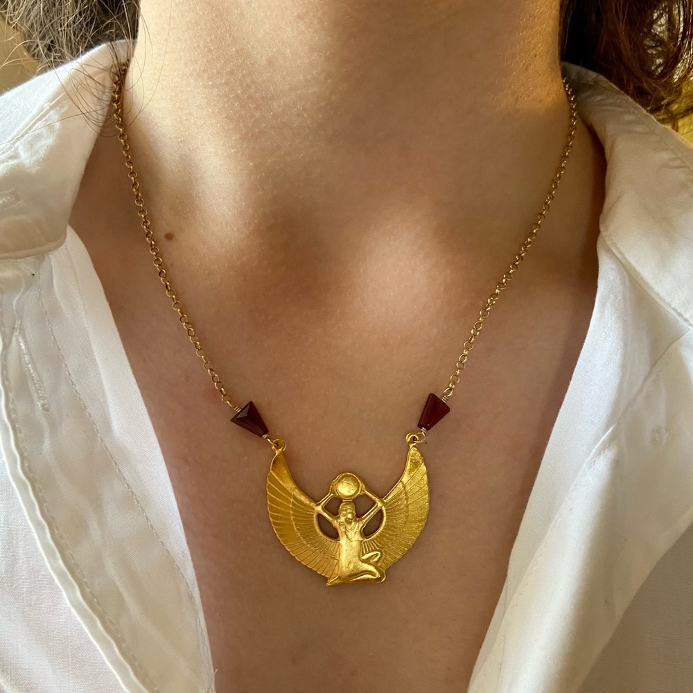 Pound Jewelry - Isis Pendant With Garnet Accents